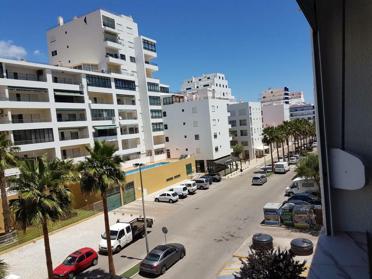 Apartment Girasol Front Beach Quarteira Algarve Екстер'єр фото
