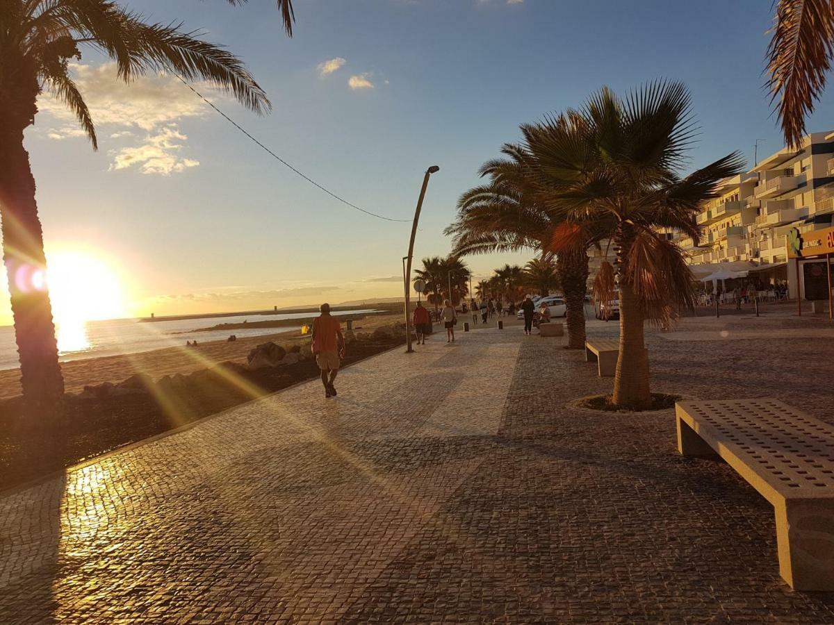 Apartment Girasol Front Beach Quarteira Algarve Екстер'єр фото
